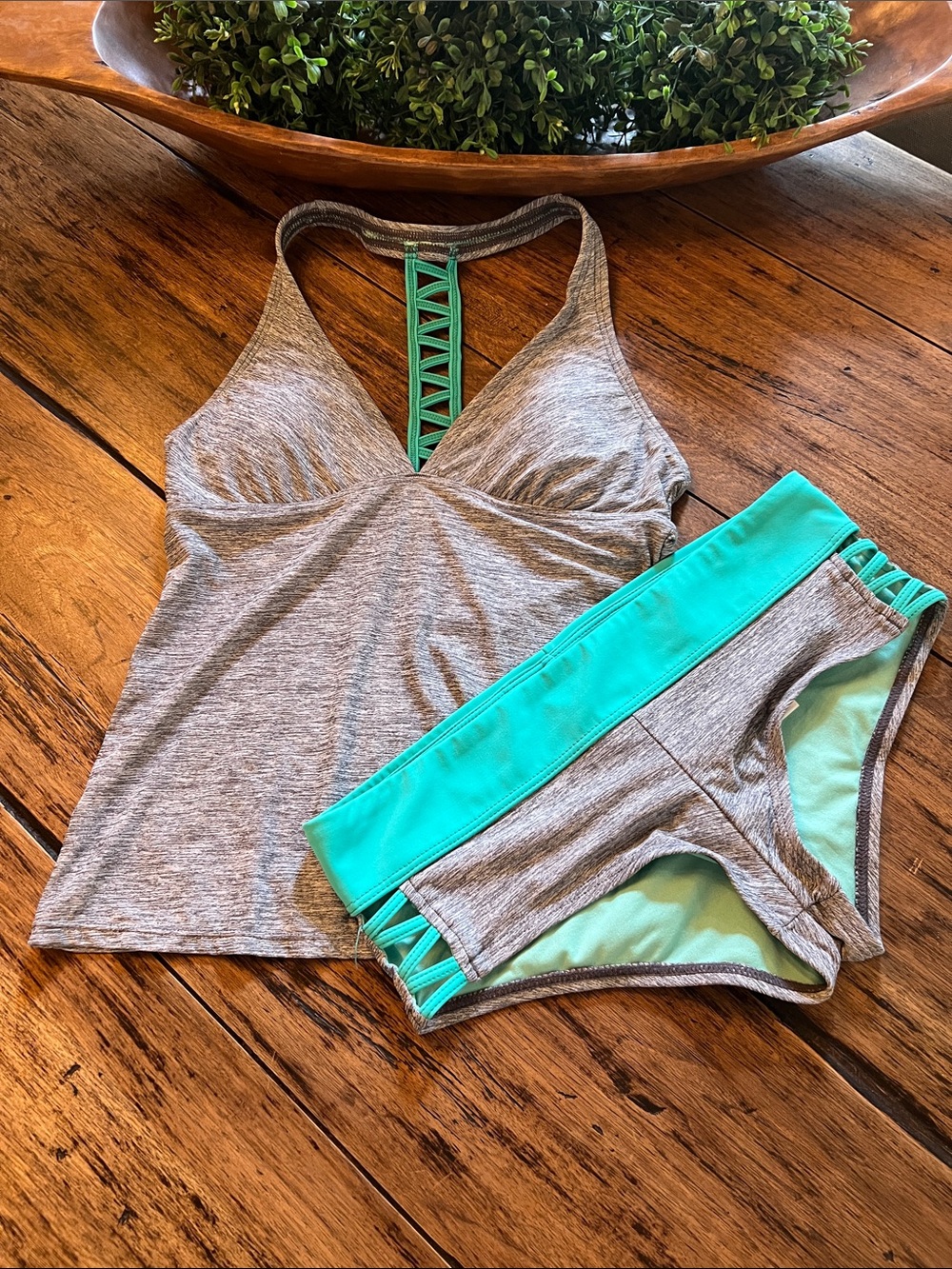 Athleta 2 Piece Swim Suit.  Gray/Green.  Size XS/Small